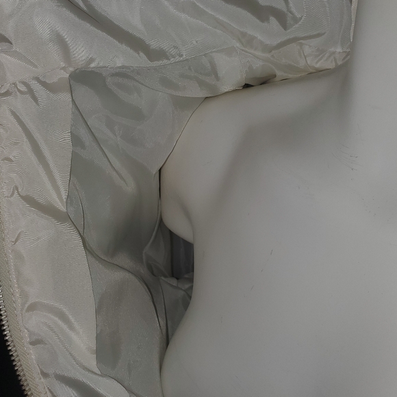 New Cute Winter Jacket - Picture 10 of 16